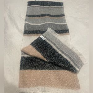 American Eagle Oversized Blanket Scarf